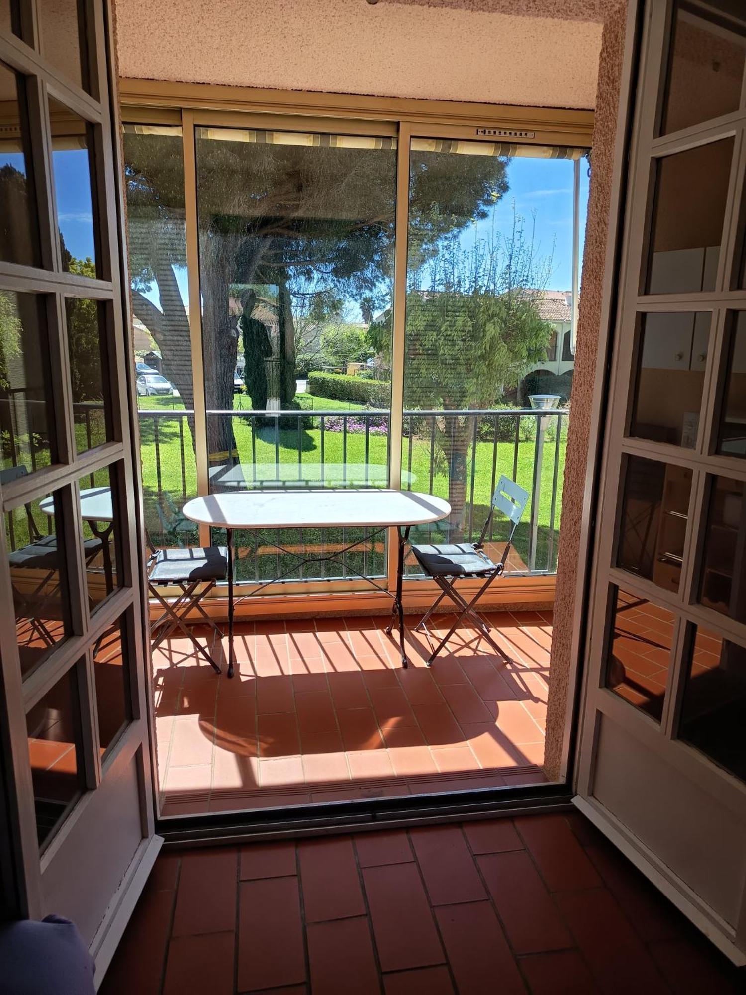 Agreable Studio Cabine Proche Mer La Londe-les-Maures Dış mekan fotoğraf